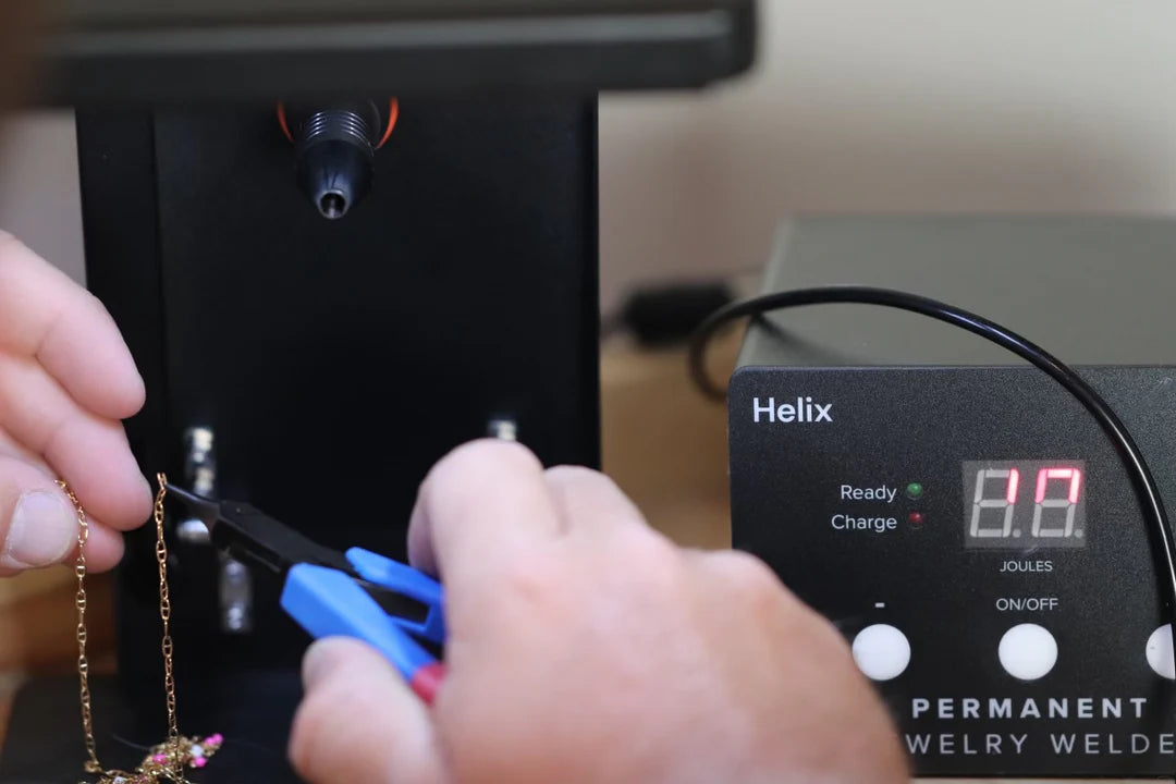 Grounded Needle Nose Pliers For Permanent Jewellery