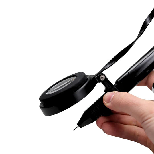 Pepe Tools Helix Prism - Portable Clip-On Darkening Screen with Magnifying Glass